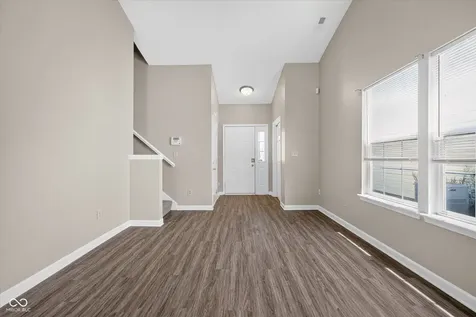 3656 Dayflower Way Indianapolis IN 46235