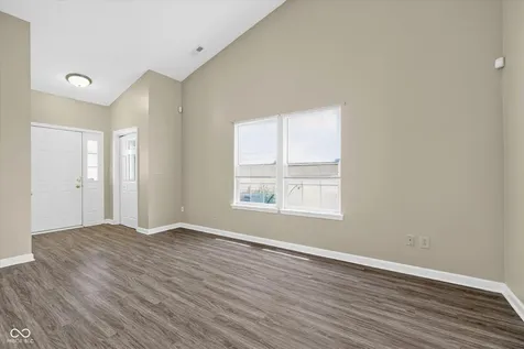 3656 Dayflower Way Indianapolis IN 46235