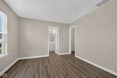3656 Dayflower Way Indianapolis IN 46235