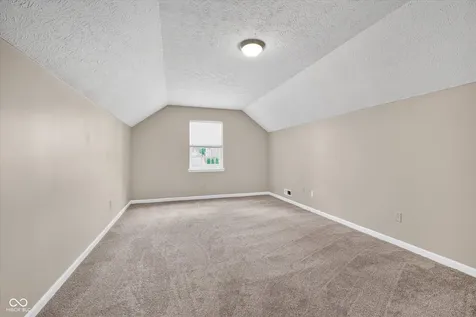 3656 Dayflower Way Indianapolis IN 46235