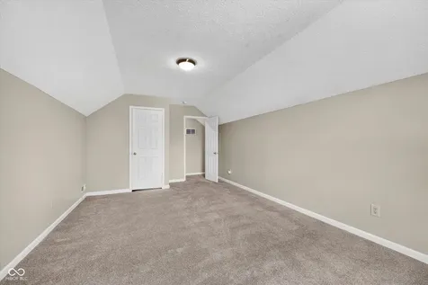 3656 Dayflower Way Indianapolis IN 46235