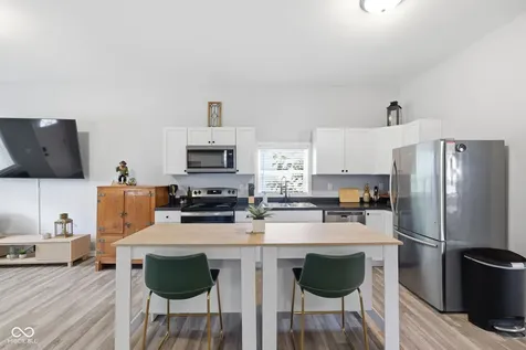828 River Avenue Indianapolis IN 46221