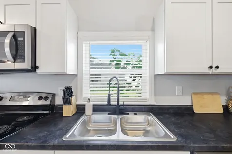 828 River Avenue Indianapolis IN 46221