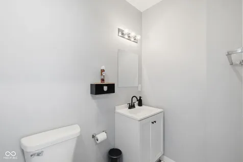 828 River Avenue Indianapolis IN 46221