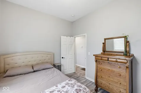828 River Avenue Indianapolis IN 46221
