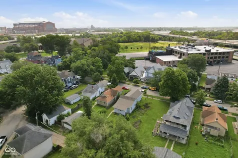 828 River Avenue Indianapolis IN 46221