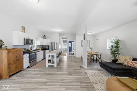 828 River Avenue Indianapolis IN 46221