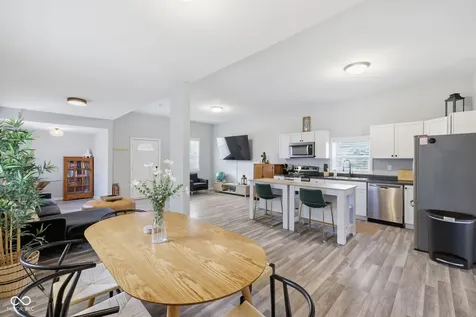 828 River Avenue Indianapolis IN 46221