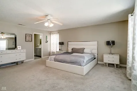 10597 Cyrus Drive Indianapolis IN 46231