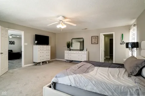 10597 Cyrus Drive Indianapolis IN 46231
