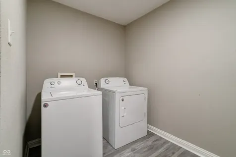 10597 Cyrus Drive Indianapolis IN 46231