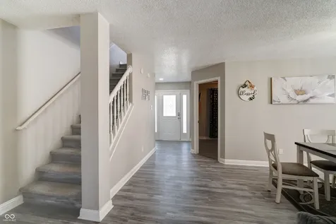 10597 Cyrus Drive Indianapolis IN 46231