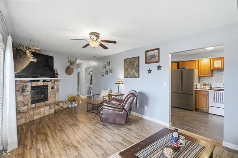 23 W 1400 N Alexandria IN 46001