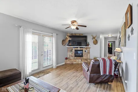 23 W 1400 N Alexandria IN 46001