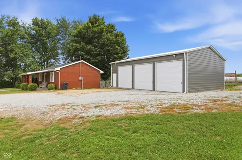 23 W 1400 N Alexandria IN 46001