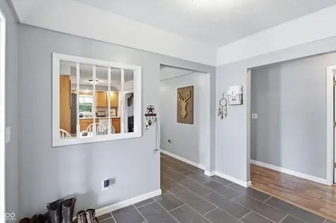 23 W 1400 N Alexandria IN 46001