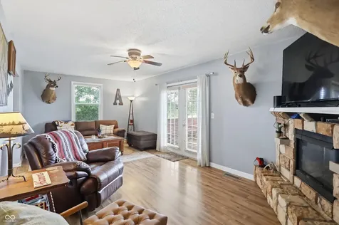 23 W 1400 N Alexandria IN 46001