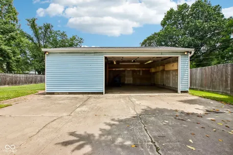 7910 Souter Drive Indianapolis IN 46219