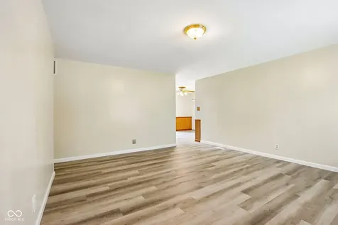 7910 Souter Drive Indianapolis IN 46219
