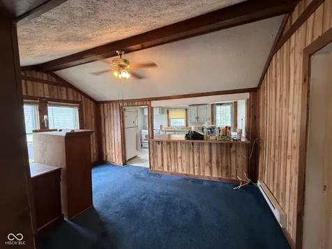 223 N Knightstown Road Shelbyville IN 46176