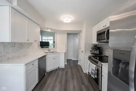 7591 Sycamore Grove Indianapolis IN 46260