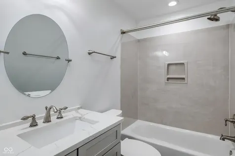 2068 Broughton Street Carmel IN 46032