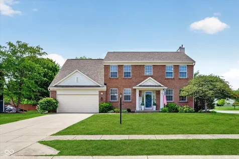 7 E Wisteria Way Westfield IN 46074