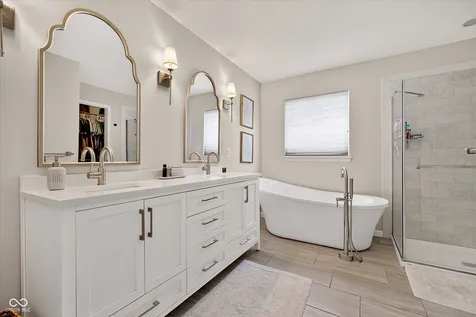 7 E Wisteria Way Westfield IN 46074