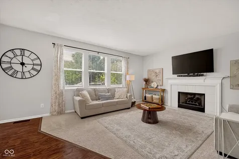 7 E Wisteria Way Westfield IN 46074