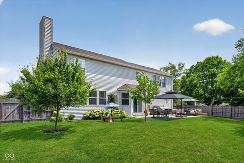 7 E Wisteria Way Westfield IN 46074