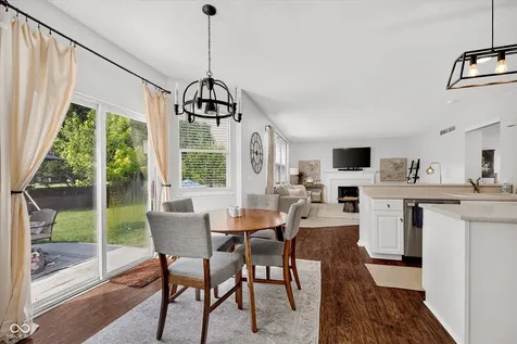 7 E Wisteria Way Westfield IN 46074