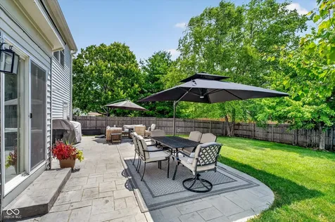 7 E Wisteria Way Westfield IN 46074