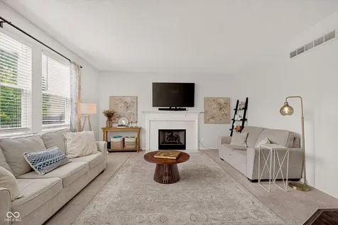 7 E Wisteria Way Westfield IN 46074