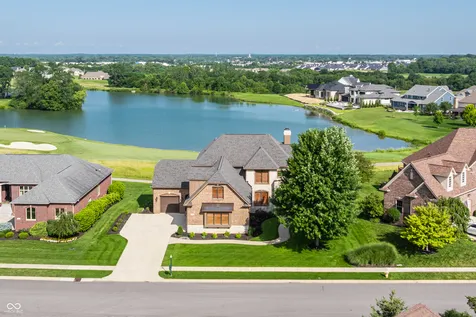 16437 Shore Oaks Noblesville IN 46060