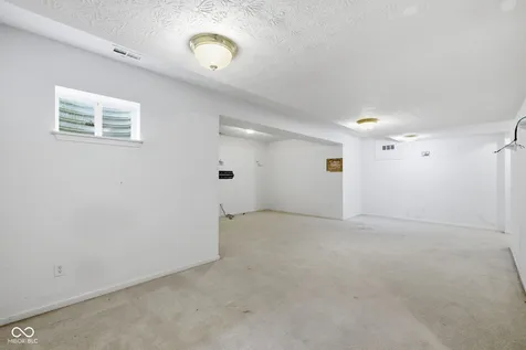 6092 Catlin Lane Noblesville IN 46062