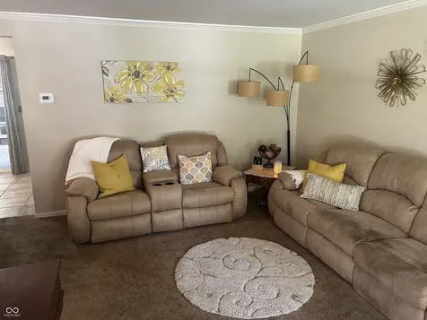 601 Woodmere Drive Anderson IN 46011