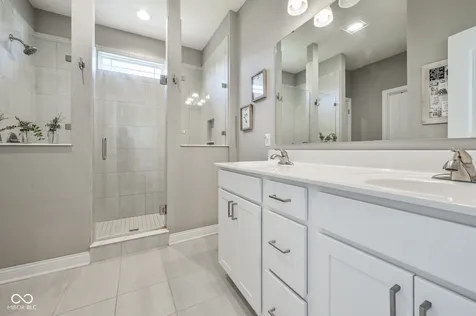 3707 Sheffield Park Westfield IN 46074