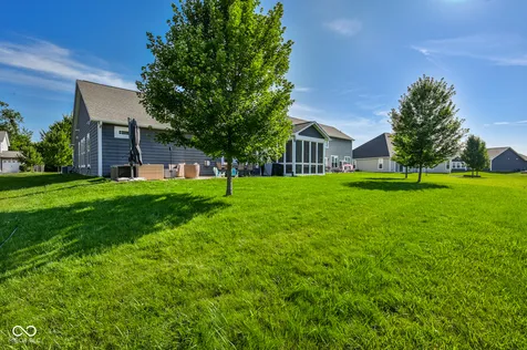 3707 Sheffield Park Westfield IN 46074