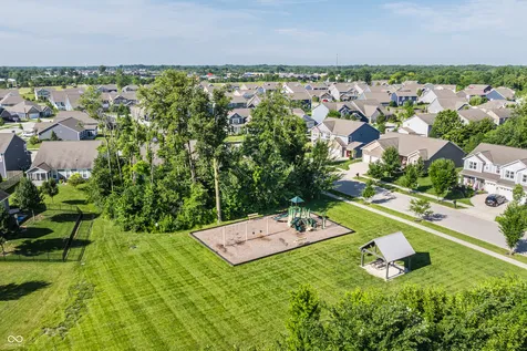 3707 Sheffield Park Westfield IN 46074