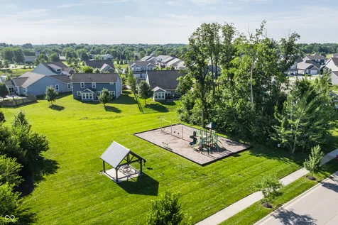 3707 Sheffield Park Westfield IN 46074
