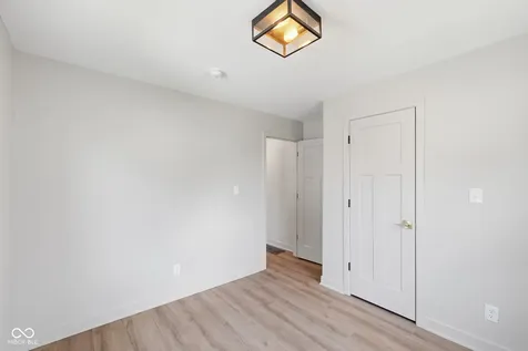 1238 S Centennial Street Indianapolis IN 46241
