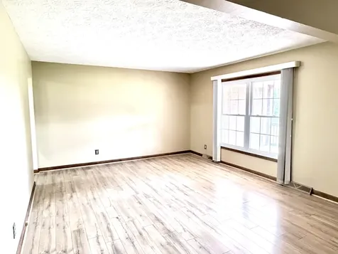 323 N Windswept Greenfield IN 46140