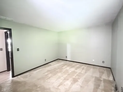 323 N Windswept Greenfield IN 46140