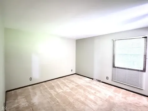323 N Windswept Greenfield IN 46140
