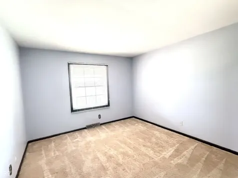 323 N Windswept Greenfield IN 46140