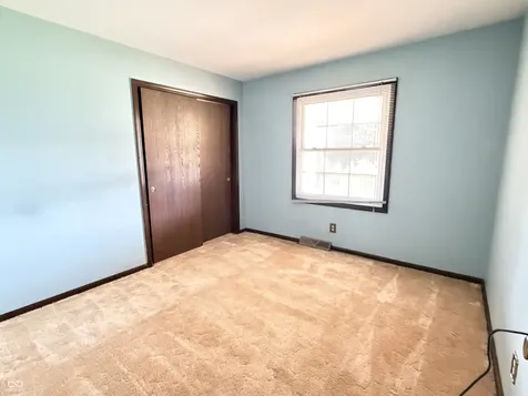 323 N Windswept Greenfield IN 46140
