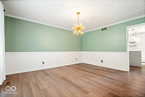 9131 Woodbridge Court Indianapolis IN 46260