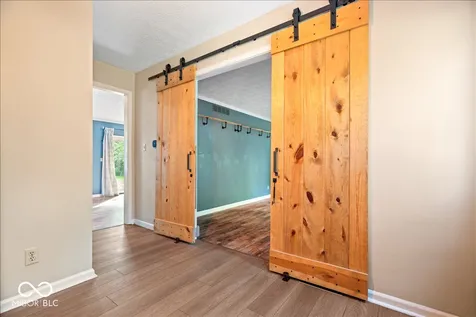 9131 Woodbridge Court Indianapolis IN 46260