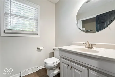 9131 Woodbridge Court Indianapolis IN 46260