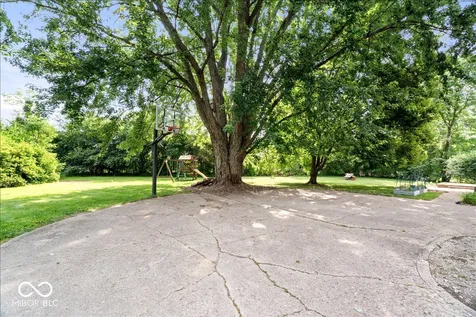 9131 Woodbridge Court Indianapolis IN 46260